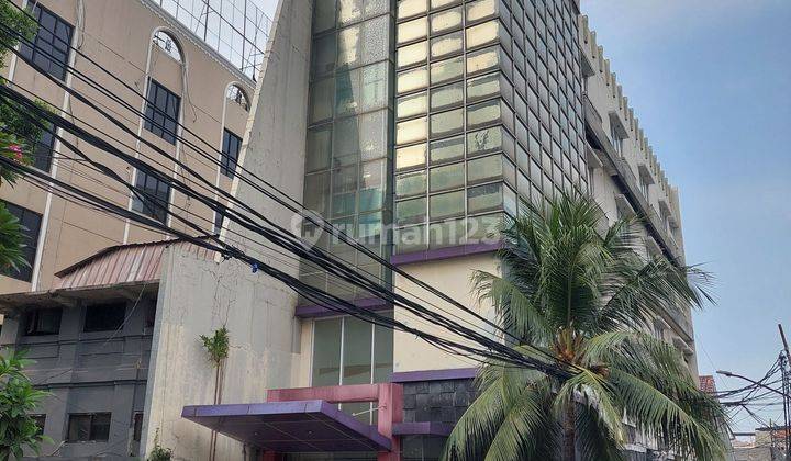 Ruko Besar dan Bagus di Lokasi Strategis Area Salemba 1