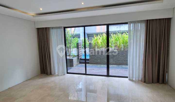 Rumah Townhouse Bagus di Kemang, Harga Sewa Murah 2