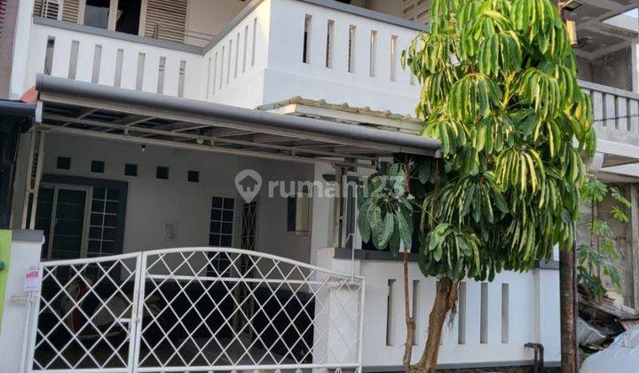Rumah cantik dan nyaman 3 lantai, Limus Pratama Regency  1