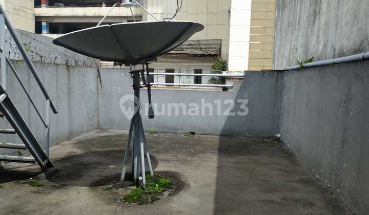 Ruko 3 Lantai Strategis Murah di Pasar Baru Kota Bandung 3