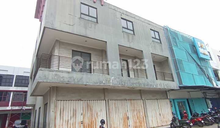 Ruko 3 Gadeng Komersil di Ruko Bintaro Baru 9 Jombang Tangerang Selatan Lt 198M2 Cash Only