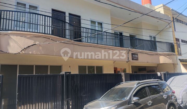 Rumah Cocok Kost 2 Lantai di Jl Petojo Enclek 3 Gambir Jakarta Pusat LT 223M2 Murah Cash Only 2