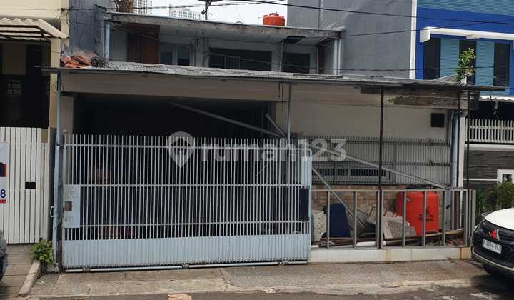 Rumah Lama 2 Lantai di Jl Pluit Karang Molek Penjaringan Jakarta Utara LT 120M2 Cash Only Rumah Lama 2 Lantai di Jl Pluit Karang Molek Penjaringan Jakarta Utara LT 120M2 Cash Only