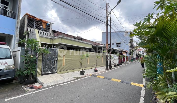 Cheap Old House on Jl Cempaka Putih Timur, Central Jakarta, Land 282M2, Cash Only 2