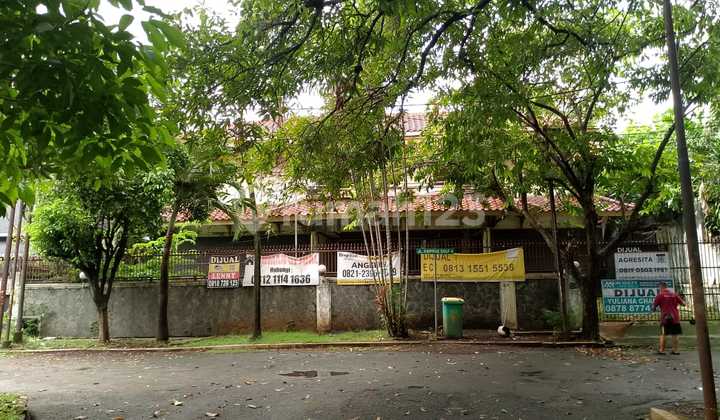 Rumah Simprug Golf Kebayoran Lama Jakarta Selatan Lt 712m2 Cash Only Murah. 1
