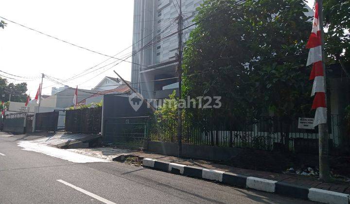 Rumah Strategis  Jl Guntur Raya Setiabudi Jakarta Selatan Lt.520m2 cocok kos2an/kantor Hitung tanah 10Mly  Murah dibawah njop nya 14.4M murah stategis dekat kuningan area cash only