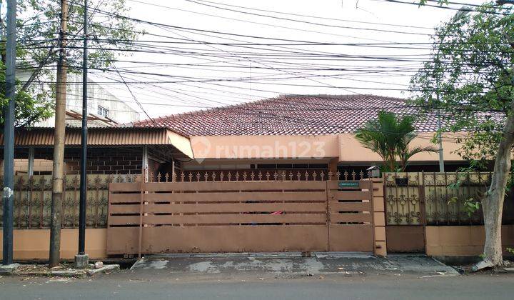 Rumah Lama Huk Jl Taman Radio Dalam Kebayoran Baru Jakarta Selatan Lt 655m2 H. 16Mly
