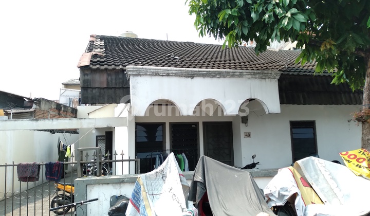 Rumah Lama 1 Lantai di Jl Mangga 16 Duri Kepa Jakarta Barat LT 315M2 Murah Cash Only 2