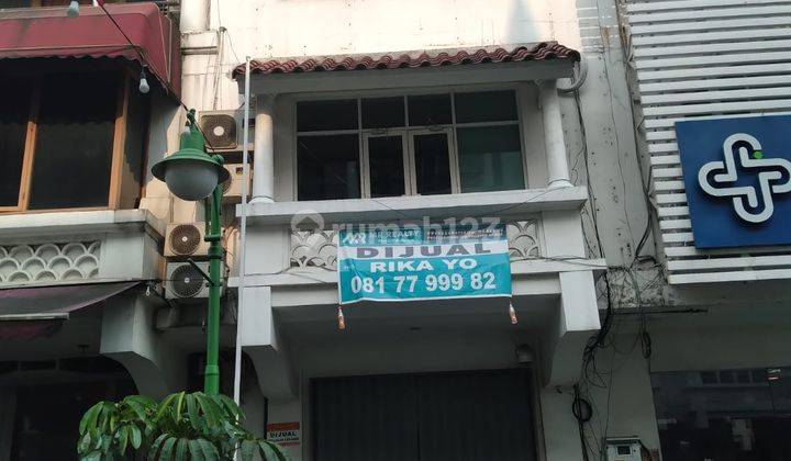 Ruko Komersil 3 Lantai Di Komplek Ruko Permata Senayan jl arteri patal senayan.Jaksel hrg miring.7.5M.cash only 2