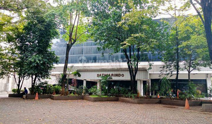 Gedung Kantor 3 Lantai tol Tb Simatupang Jl Ampera Raya Jaksel hrg murah good invest.cash only