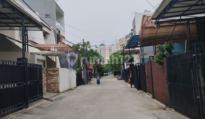 2-Storey House in Puspa Gading Housing Estate, Kelapa Gading, North Jakarta, Land Area 108M2, Cash Only 2