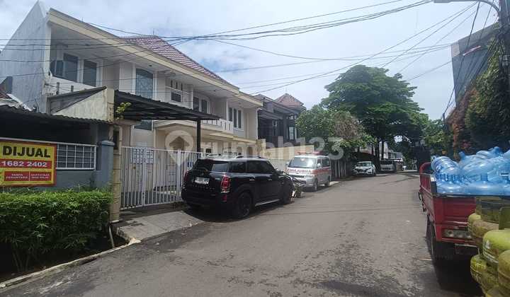 Rumah Murah 2 Lantai di Perumahan Taman Bukit Kemang Kebayoran Baru Jakarta Selatan LT 249M2 Cash Only 2