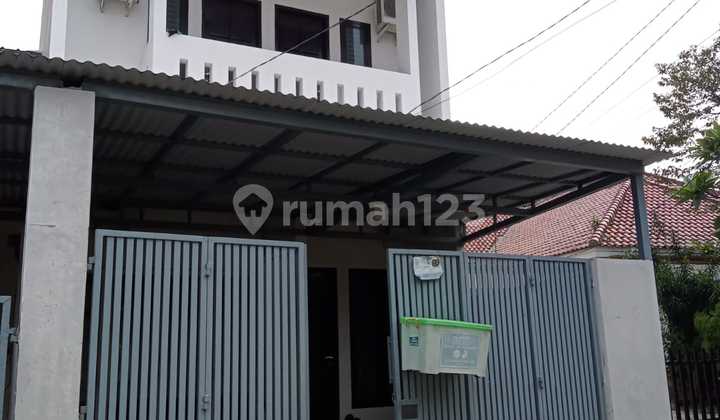 2-Story House on Jl H Ambas, Cipete Selatan, Cilandak, South Jakarta, Land Area 255M2, Cash Only
