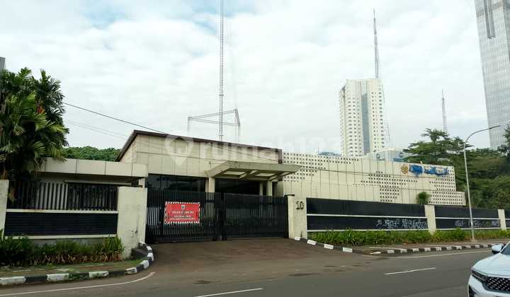 Bangunan Kantor Dan Tanah Kosong Hoek Komersil Di Jl Arjuna Selatan Kebon Jeruk Jakarta Barat Lt 10.684m2 Cash Only