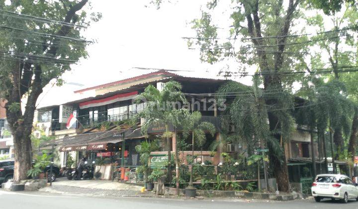 Bangunan Dipakai Cafe Di  Jl Langsat I Kramat Pela Kebayoran Baru Jakarta Selatan Lt 470m2 Hoek 2