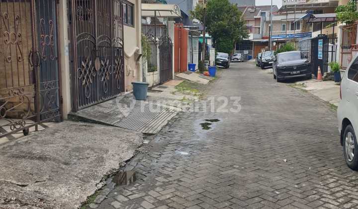 2-Story House in PIK Complex Grisenda Kapuk Muara Penjaringan North Jakarta LT 108M2 Cash Only 2