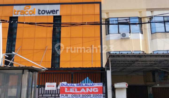 Ruko Komersil 3 Lantai di Jl Kedoya Raya Kebon Jeruk Jakarta Barat LT 94M2 Cash Only