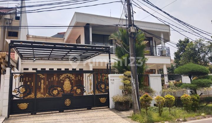 Luxury Corner House on Jl Gedung Pinang Pondok Indah, South Jakarta, Land Size 457M2, Cash Only