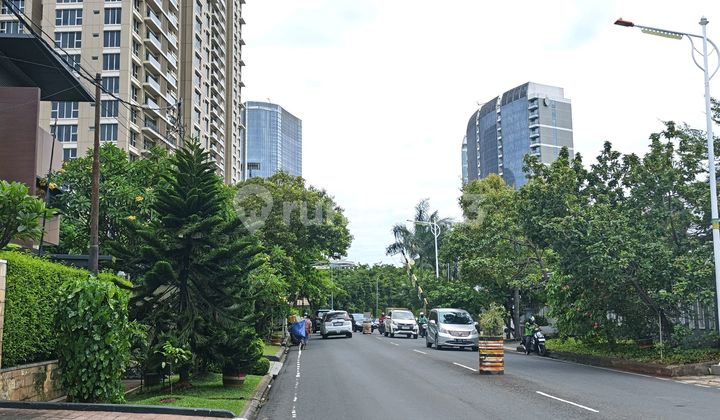 2-Story House in Pondok Indah, Jl Kartika Utama, Pondok Pinang, South Jakarta, Land Area 472m2, Cash Only 2