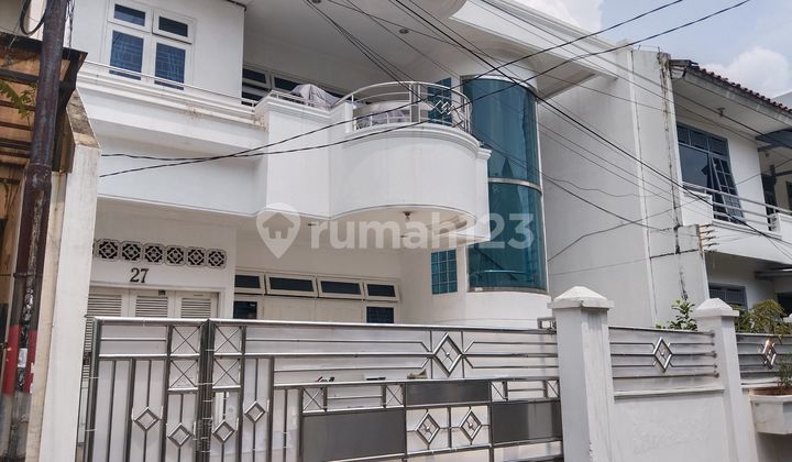 Rumah Strategis 2 Lantai di Jl Kesehatan 7 Petojo Gambir Jakarta Pusat Lt 221M2 Cash Only Rumah Strategis 2 Lantai di Jl Kesehatan 7 Petojo Gambir Jakarta Pusat Lt 221M2 Cash Only