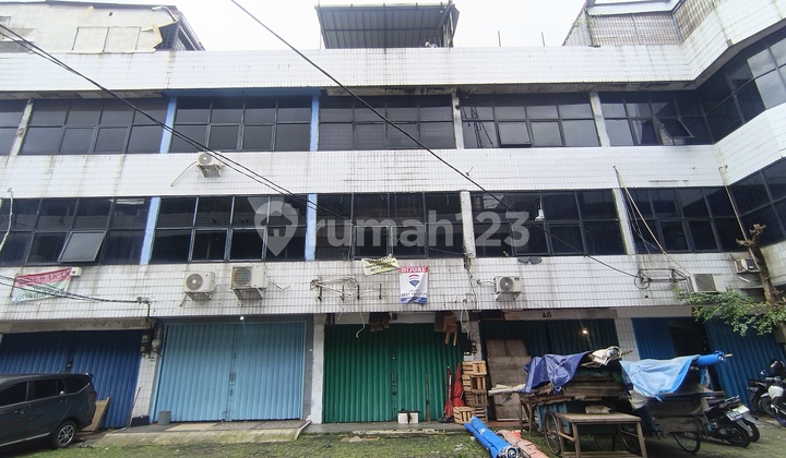 Ruko Komersil 3 Lantai di Komplek Rukan Permata Kebayoran Plaza Kebayoran Lama Jakarta Selatan LT 78M2 Cash Only Ruko Komersil 3 Lantai di Komplek Rukan Permata Kebayoran Plaza Kebayoran Lama Jakarta Selatan LT 78M2 Cash Only