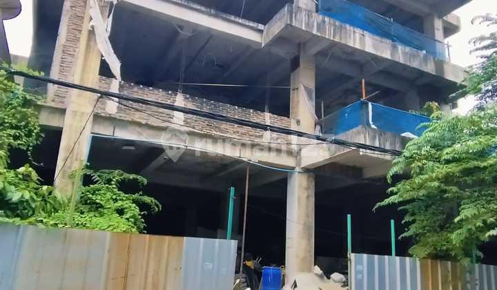 Bangunan Rumah Mangkrak 4 Lantai di Perum Carina Sayang I Pluit Jakarta Utara LT 486M2 Cash Only