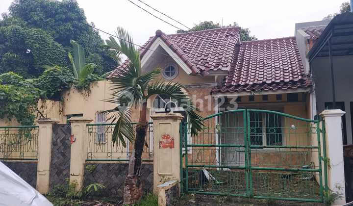 Old 1-Story House in Perum Regency Melati Mas, North Serpong, South Tangerang, Land Area 143M2, Cash Only