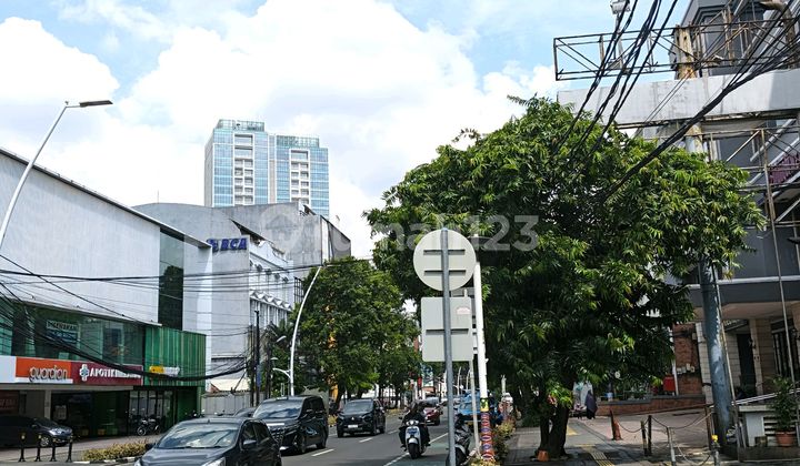 Ruko Komersil 4 Lantai di Jl Melawai Raya Kebayoran Baru Jakarta Selatan LT 223M2 Cash Only Ruko Komersil 4 Lantai di Jl Melawai Raya Kebayoran Baru Jakarta Selatan LT 223M2 Cash Only