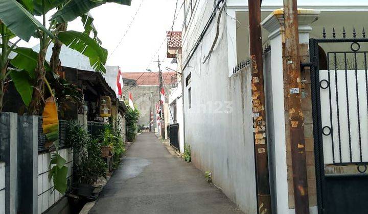 Rumah 2 Lantai Di Jl Anggrek Neli Murni IV Kemanggisan Jakarta Barat Lt 181m2 Lokasi Strategis 2