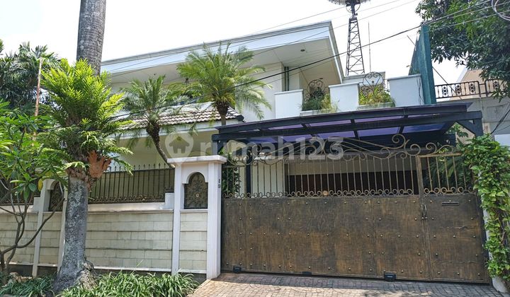 Rumah 2 Lantai di Jl Zamrud Permata Hijau Kebayoran Lama Jakarta Selatan LT 778M2 Cash Only 2