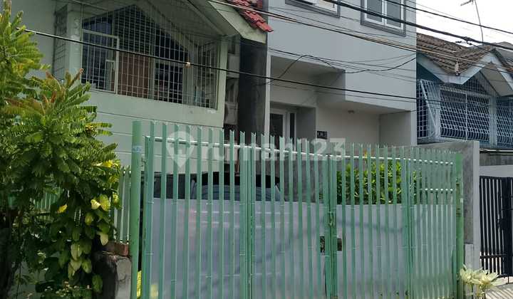 Rumah Murah 2 Lantai di Perum Taman Cosmos Jl Ratu Teratai Kebon Jeruk Jakarta Barat LT 120M2 Cash Only 2