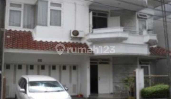 Rumah Lama 2 Lantai Pejaten Barat.di Jl Rambutan Pejaten Barat Jakarta Selatan Lt 242m2 Cash Only
