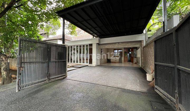 Disewakan Rumah Siap Huni dan Terawat Area Senopati