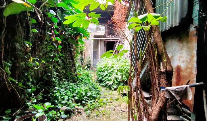 Dijual Cepat Bangunan Ruko Lama, 2 Lantai, Ex Resto Dan Cafe 7