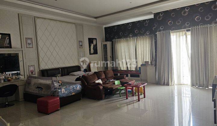 Dijual Rumah The Green Court Lake Residence 1