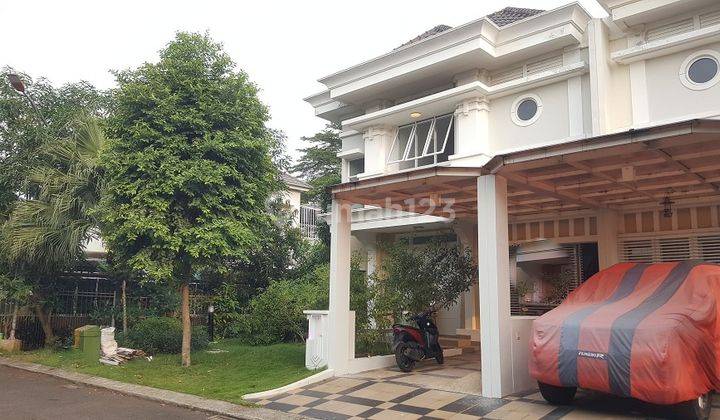 Dijual Rumah Bagus di Cluster Vernonia Summarecon Bekasi 1