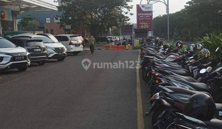 Dijual Ruko Strategis 4 Lantai Hadap Jalan Utama di Emerald Sumamrecon Bekasi 2