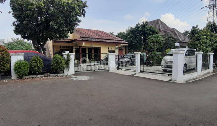 Rumah halaman luas di di Komplek PLN Plumpang
Jl.Plumpang semper
Koja
Jakarta utara 1