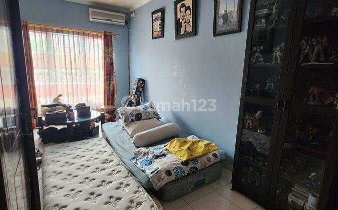 Dijual Rumah Asri Bebas Banjir Jalan Amarilis 2 Kemang Pratama 2 7