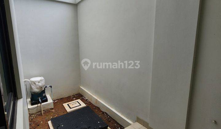 Ruko Siap Huni Dijual Dengan Parkir Luas di Komplek Scarlet Summarecon Bekasi 2