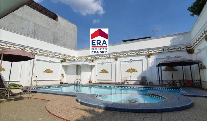 Rumah Swimming Pool Mewah Furnish Super Luas di Pondok Gede Bekasi 2