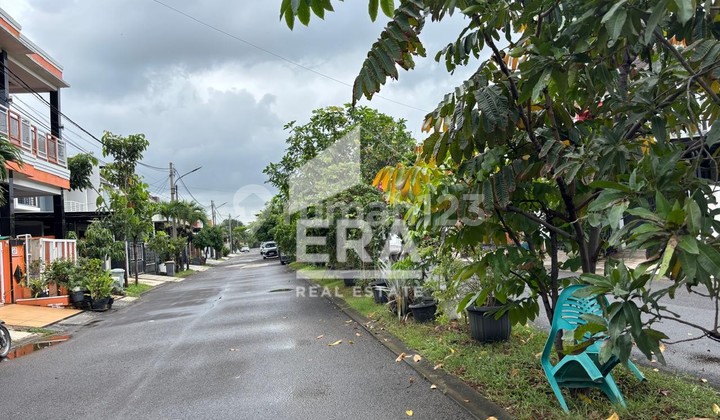 Dijual Cepat Harga Bu Rumah 2 Lantai Full Furnished di Ifolia Harapan Indah Bekasi 2