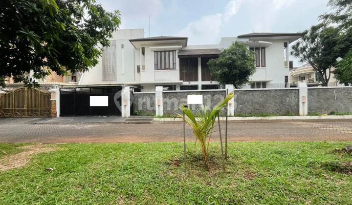 Rumah Mewah 2½ Lantai di Cluster Villa Gading Indah Kelapa Gading Jakarta Utara