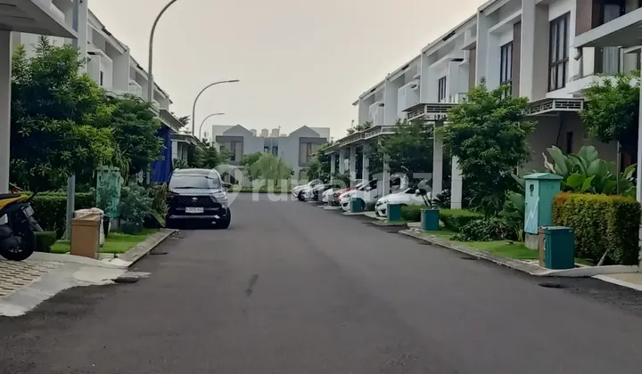 Rumah Siap Huni Dekat Mall di Cluster Olive Summarecon Bekasi 2