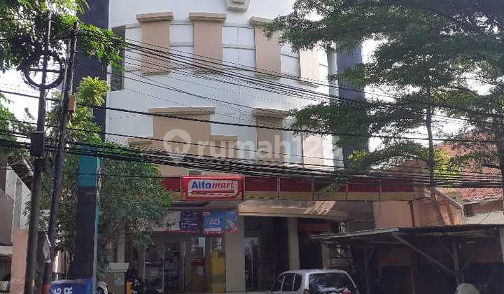 Gedung 5 Lantai Di Tanah Abang Jakpus