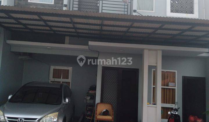 Rumah dalam cluster di kecapi, jagakarsa jaksel 1