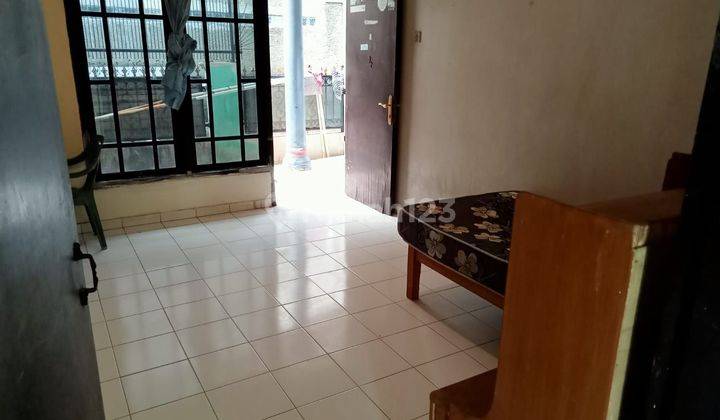 Rumah Kos 9 Kamar Di Kukusan Depok 2