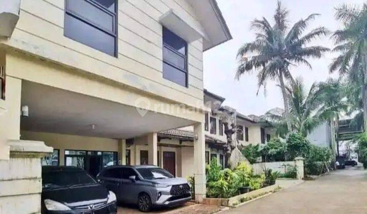 Rumah Strategis Siap Huni Pool Di Andara Depok 1