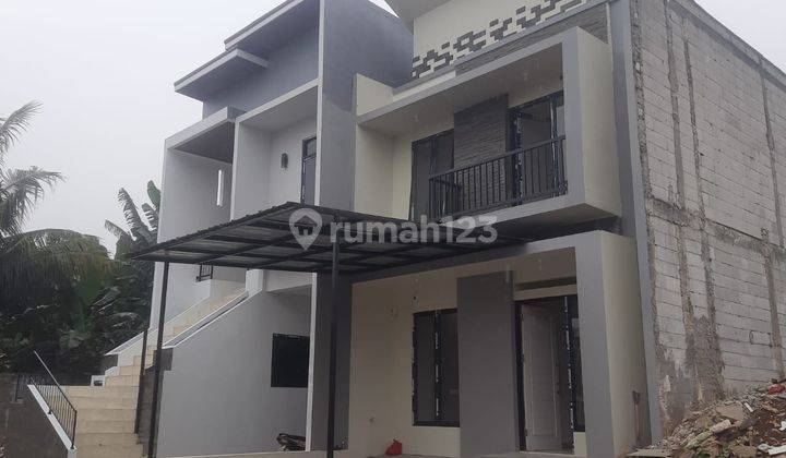 Premium di Bsd Tangerang Rumah 2 Lantai Dengan Kolam Renang 2