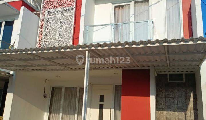 Rumah 2 Lantai Baru Semi Furnished di Jatibening, Jakarta Timur 1